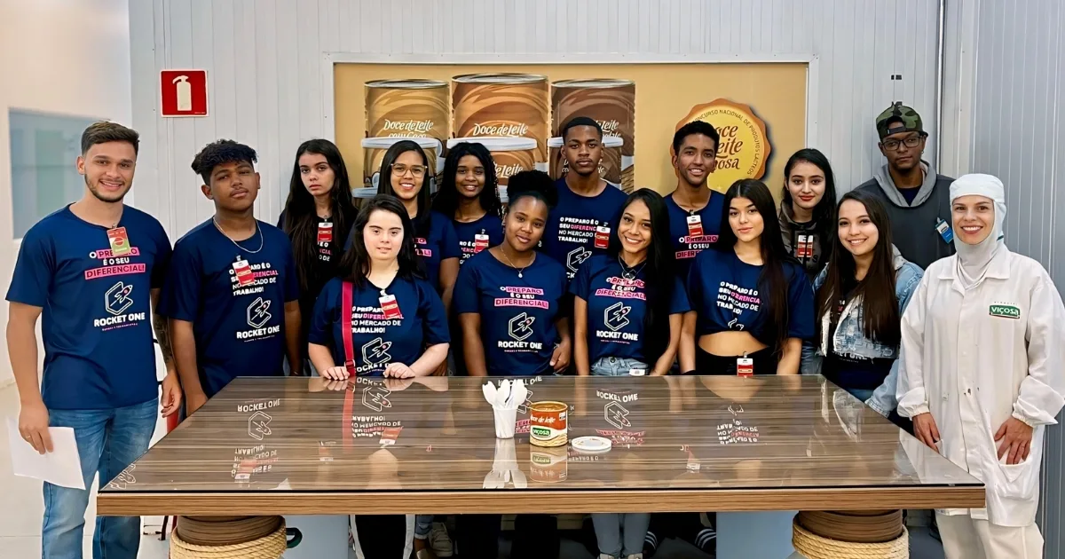 Alunos da Rocket One realizam visita técnica ao Laticínios Escola da Funarbe em Viçosa